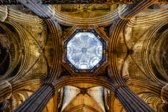 Inside Barcelona Cathedral (1)