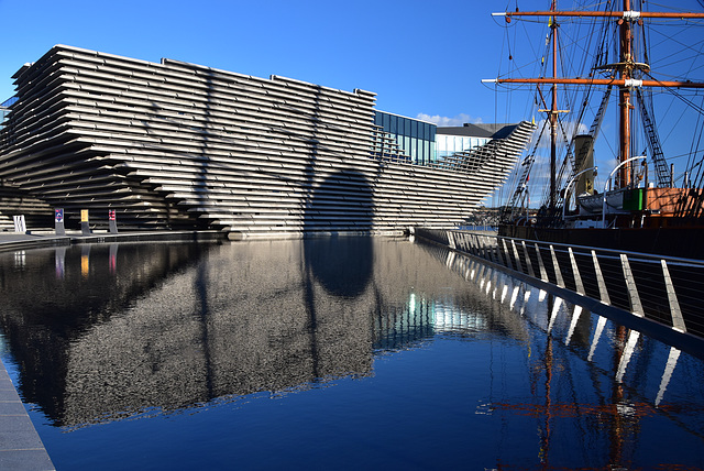 The new V&A and RSS Discovery on Dundee waterfront