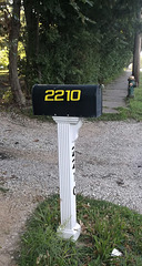 Boîte à courrier / Mailbox # 2210