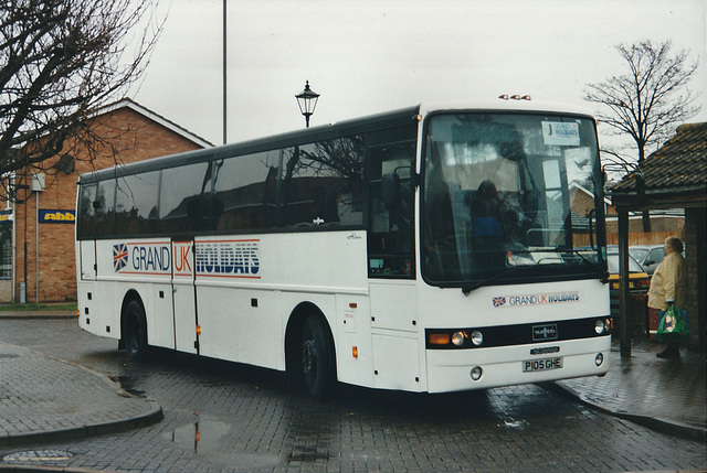Ambassador Travel (Grand UK contractor) 205 (P105 GHE) in Mildenhall – 29 Nov 1999 (429-20A)