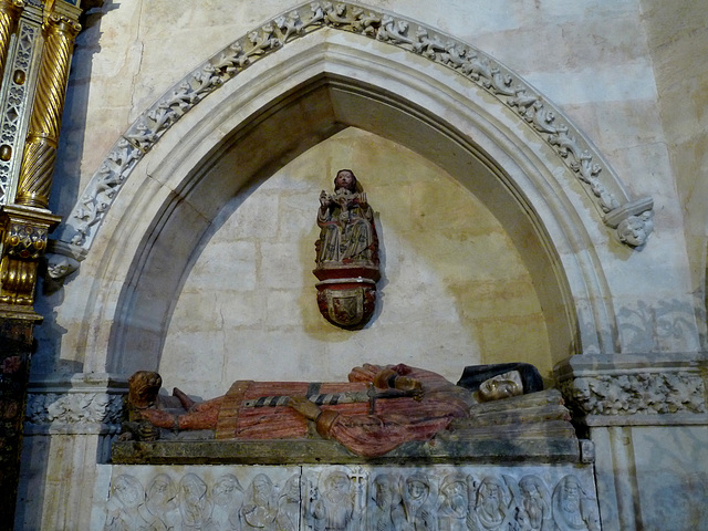 Salamanca- Old Cathedral-Tomb