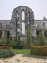 Abbaye d'Aulne. Abside.