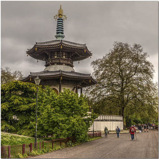 The Peace Pagoda, Battersea