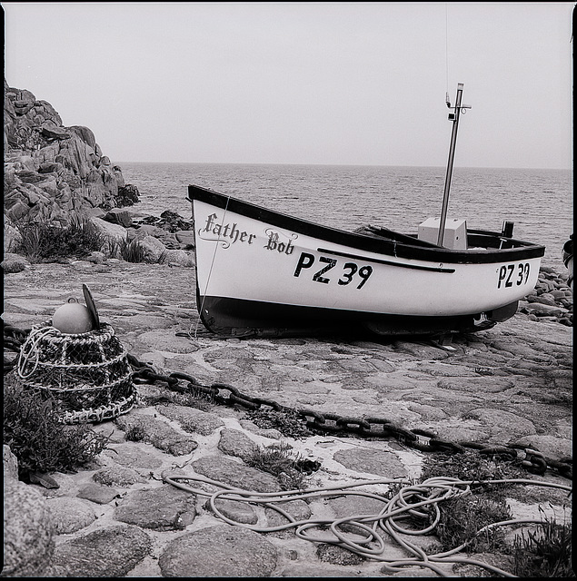 PZ39 - Penberth Cove, Cornwall