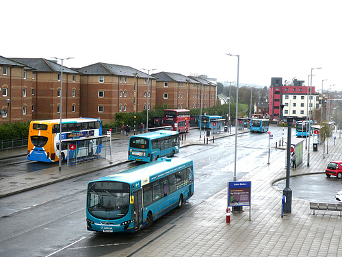 Ipernity: Buses At Luton Interchange - 14 Apr 2023 (P1150102) - By ...