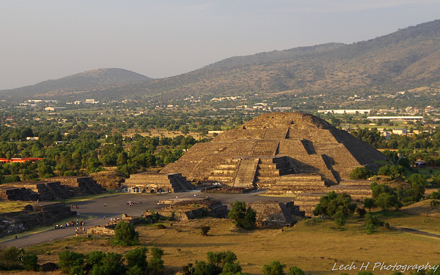 Teotihuacan: Pyramids of the  Moon Mexico