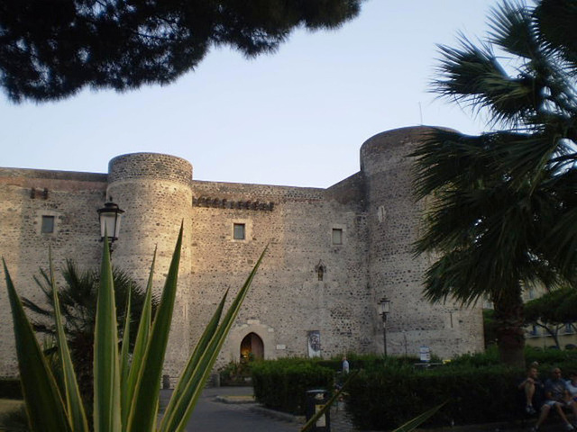 Ursino Castle (1250).