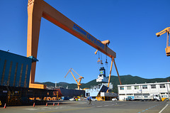 Heavy lift gantry in DSME shipyard
