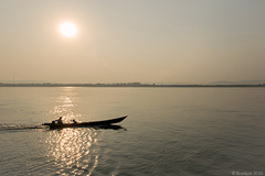 auf dem Irrawaddy unterwegs nach Mandalay (© Buelipix)