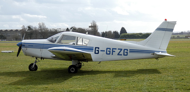 Piper PA-28-140 Cherokee G-GFZG