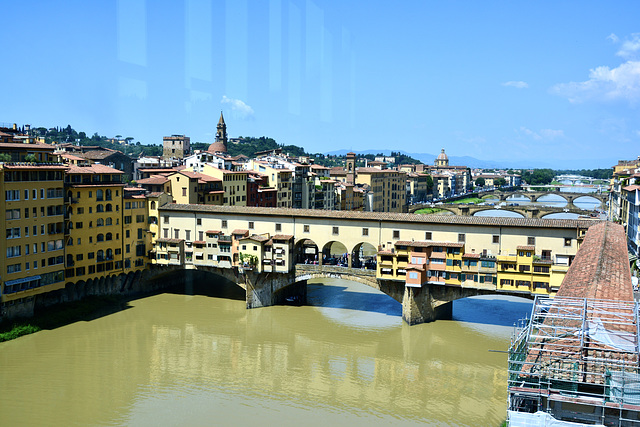 Florence 2023 – Galleria degli Ufﬁzi – View of the Ponte Vecchio