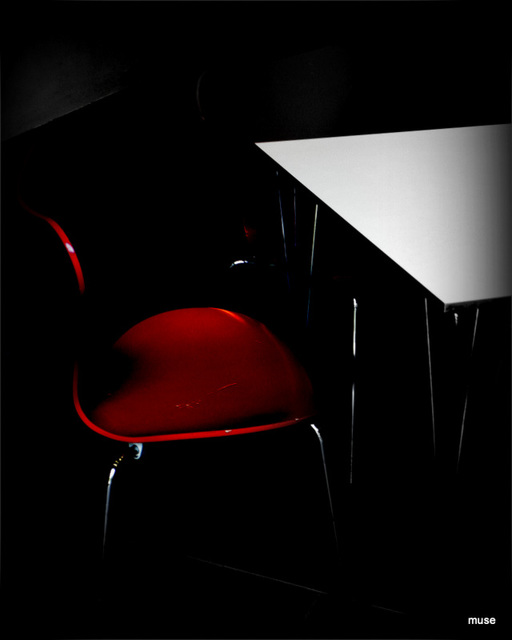 la chaise rouge