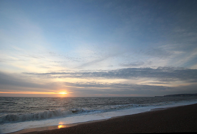 The Sun dipping below the clouds - Seaford Bay - 21.1.2016