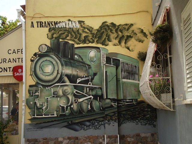 Mural of Douro railway line.