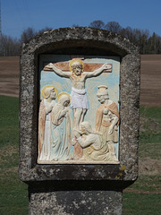 Station 12 - Jesus stirbt am Kreuz