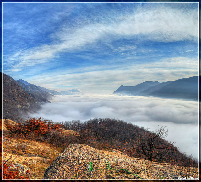 Sea clouds over Susa valley
