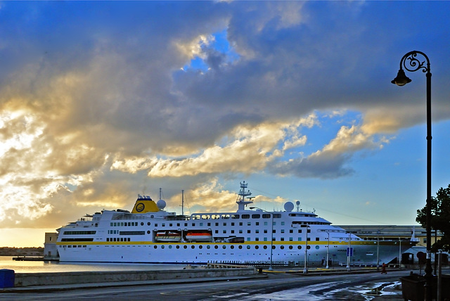 Luxury cruiser Hamburg docks on in Havana port