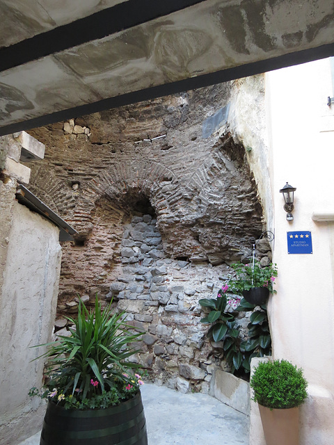 Split : le mur sud de l'intérieur, 1