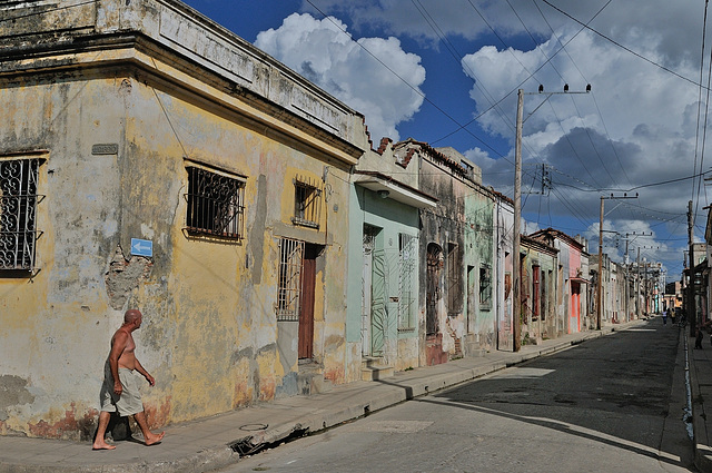 An alleyway in Camagüey