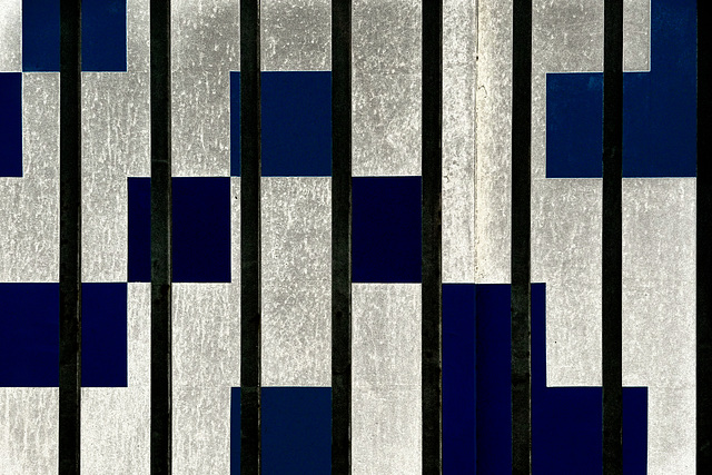 fence and squares