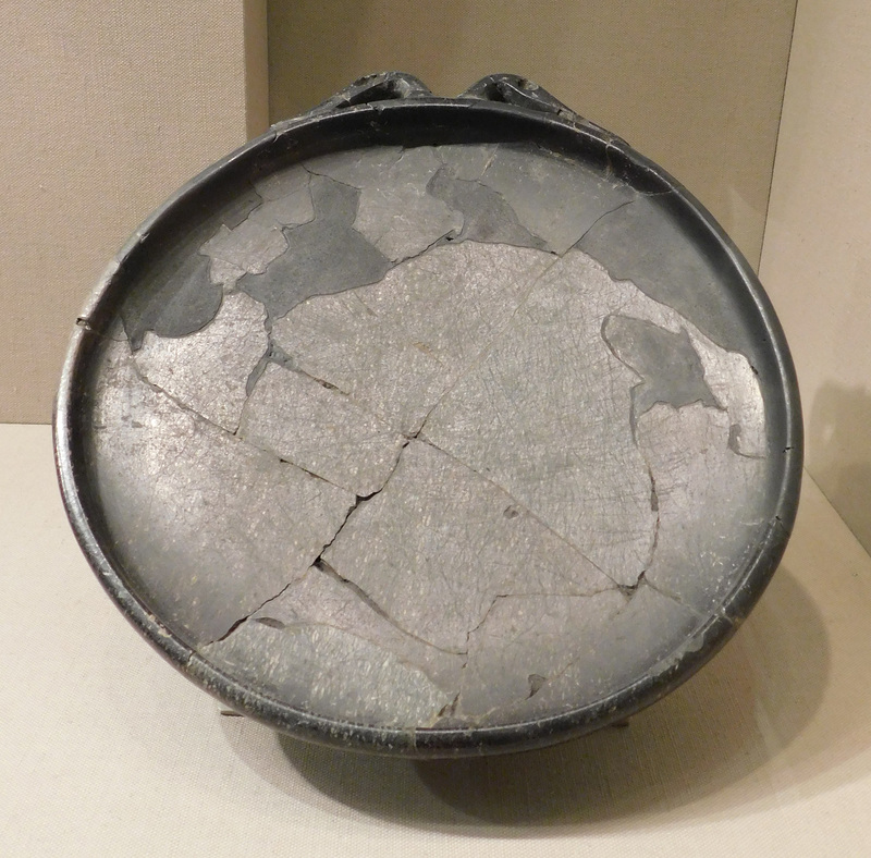 Dish with Ducks Heads in the Metropolitan Museum of Art, September 2018