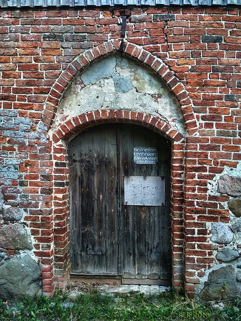 Müsselmow, Dorfkirche (K)Eingang