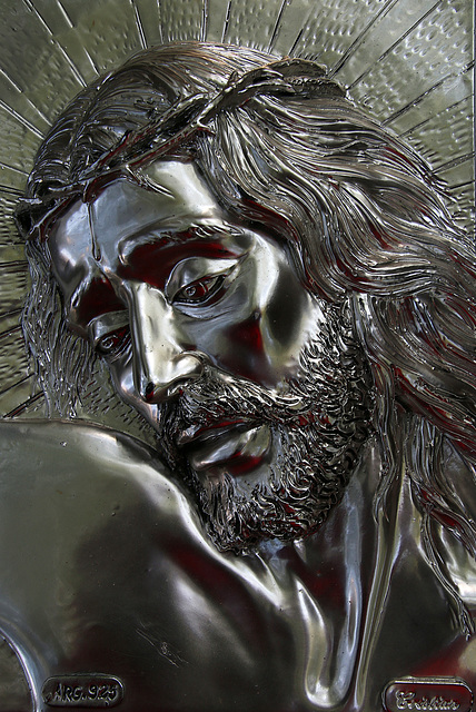 Tête de Christ en argent massif , plaque de 29 cm X 22 cm , épaisseur 1,5 cm . Origine Italie