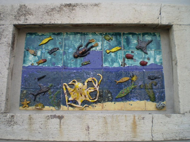 Ceramics applied on walled window.