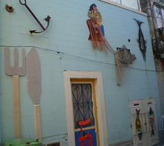 Façade decoration inspired in fishing.