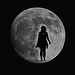 Frau im Mond