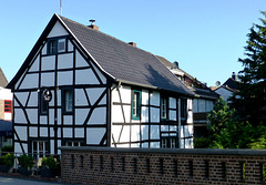 DE - Erftstadt - Half-timbered house at Lechenich