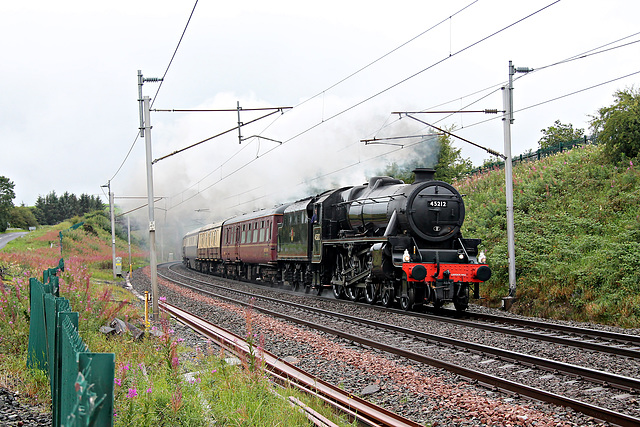 Stanier LMS class 5 45212 at Beckfoot with 1Z24 06.52 Leeds - Carlisle Northern Belle 12th August 2023 (Steam on from Carnforth)