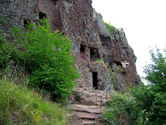 H F F... les grottes de Jonas en Auvergne