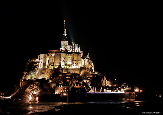 Le Mont-Saint-Michel am Abend