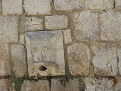 Dubrovnik : fontaine d'Onofrio ? Détail.