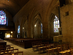 Vue de l’intérieur de la basilique Saint Sauveur à Dinan (22)