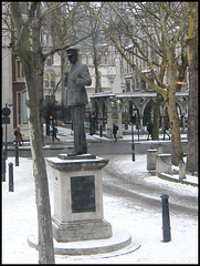 Hugh Dowding statue
