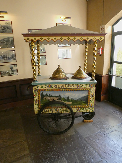 Hameau Duboeuf- Traditional Ice Cream Cart