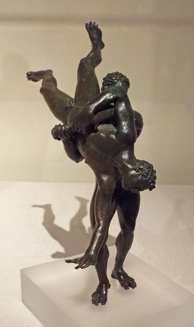 Bronze Wrestling Group in the Metropolitan Museum of Art, June 2016
