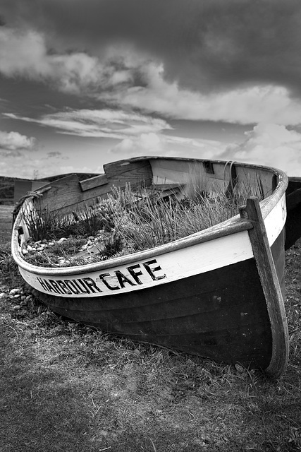 Harbour Cafe Rowing Boat, St Andrews