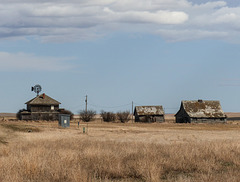 Old, abandoned farm