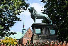 Löwenstatue im Domhof  (PiP)
