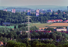 view naar Vossekuilflats ,Mijnmonumenthuizen Leenhof,parkheuvel Lousberg  Aken met draaitoren 'Belvedere', 1993