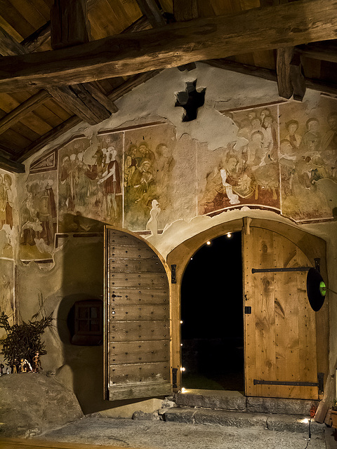 Postua 2014 (Vercelli), Nativity scenes and other - Frescoes in the church of Roncole
