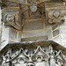 Détail des sculptures de la chaire extérieure de l'église N.D. de Vitré