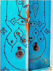 Kairouan : una porta nel souk molto sicura...con 3 lucchetti !!