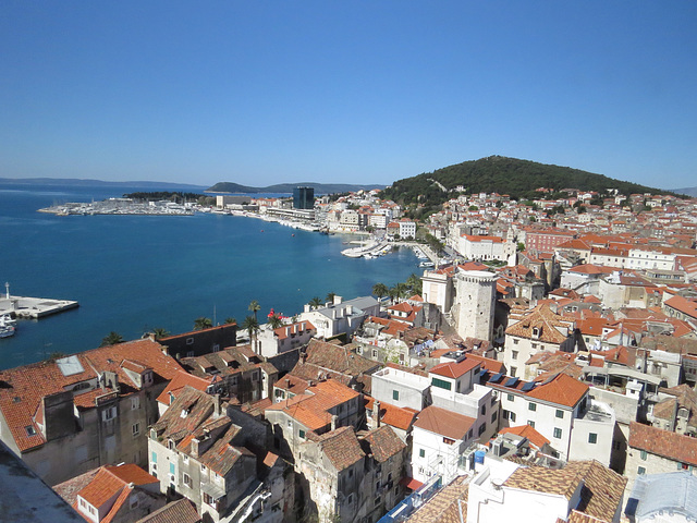 En haut de la cathédrale : front de mer de Split.