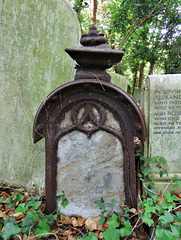 abney park cemetery, london (17)unusual cast iron tomb with stone inside, designed like a c19 fireplace