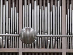 Blick zur Orgel von St. Bonifaz