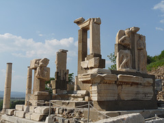 Ephesus- Pollio Fountain